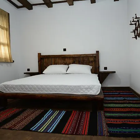 Πανσιόν Kyshta Za Gosti Gospodevi 3*