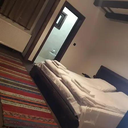 Kyshta Za Gosti Gospodevi