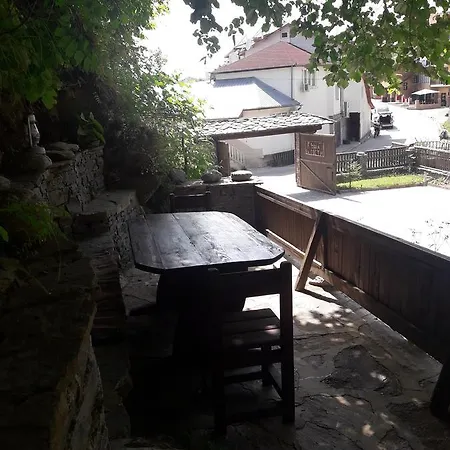 Гостевой дом Kyshta Za Gosti Gospodevi 3*
